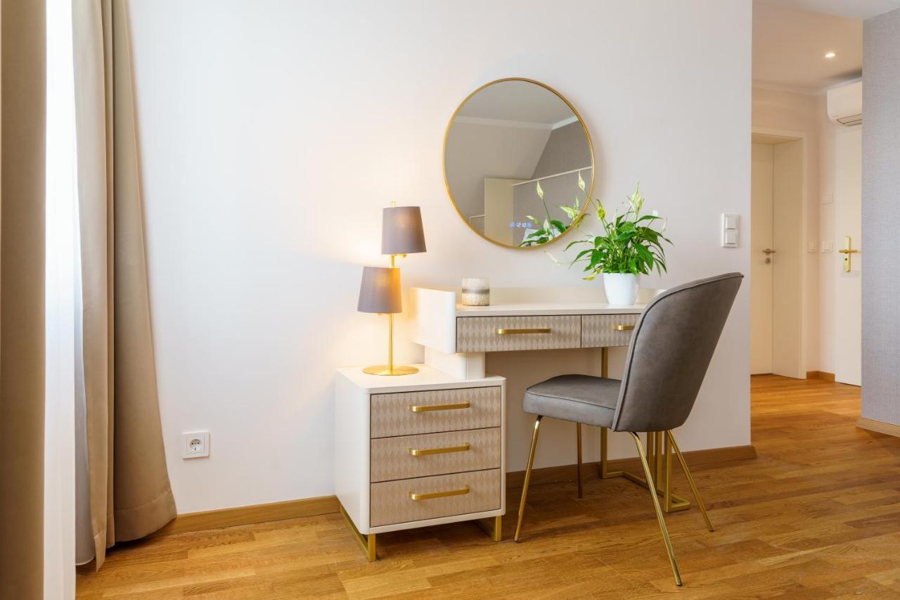 Hotel Wilder Mann Meersburg Bagian luar foto
